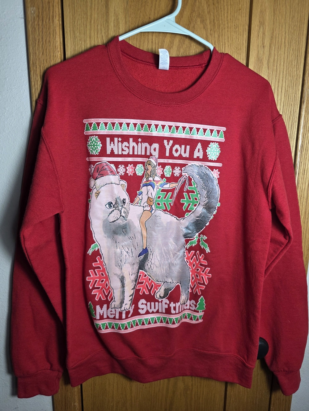Jerzees Red Wishing You A Merry Swiftmas Cat Graphic Sweatshirt Small